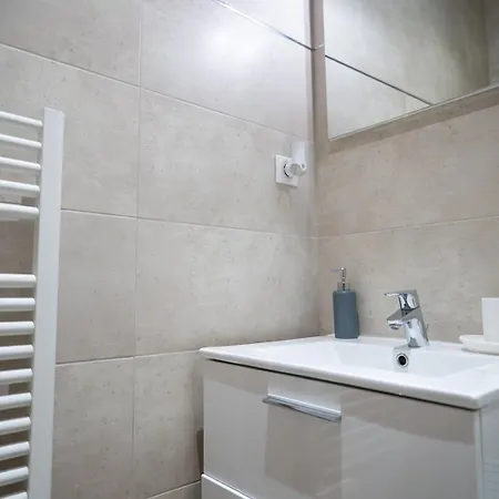 Guestready - A Peaceful Near The Marina Appartement